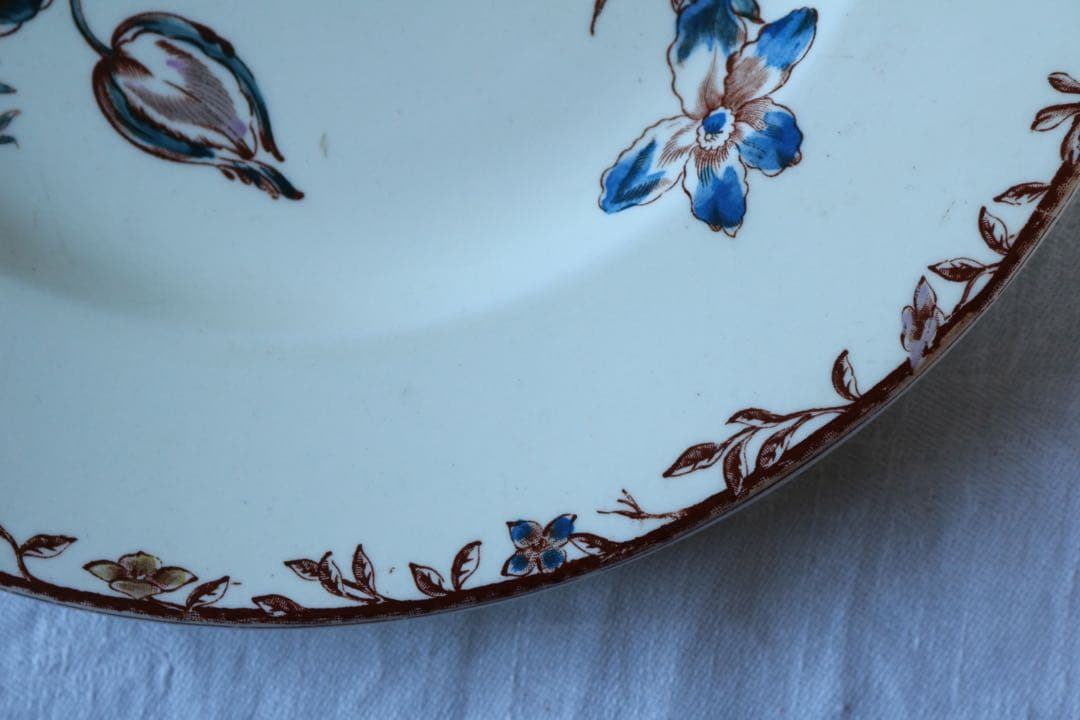 フランス　アンティーク　プレート　a saxe 手彩色　多色刷り　ぽってり