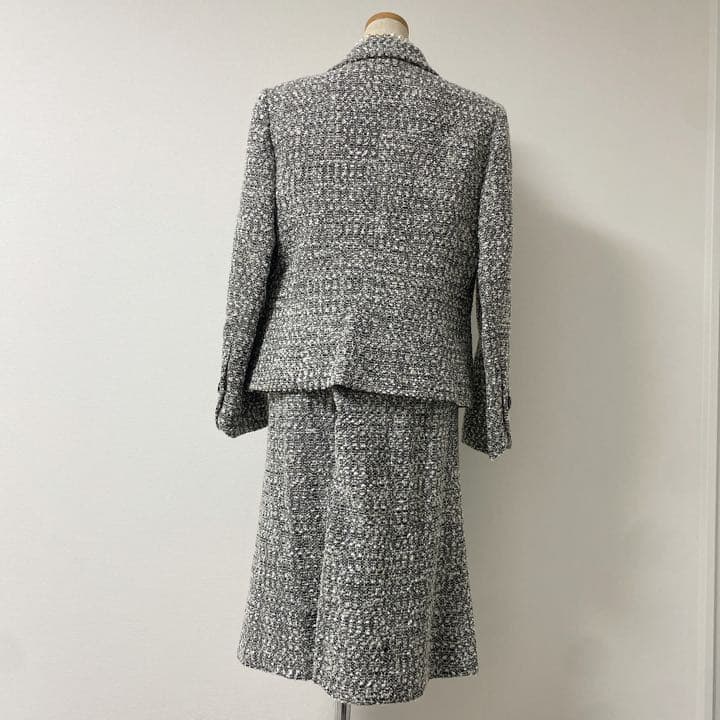 新品タグ付き❤︎訳あり品　J&R ツイードスカートスーツ　F 日本製