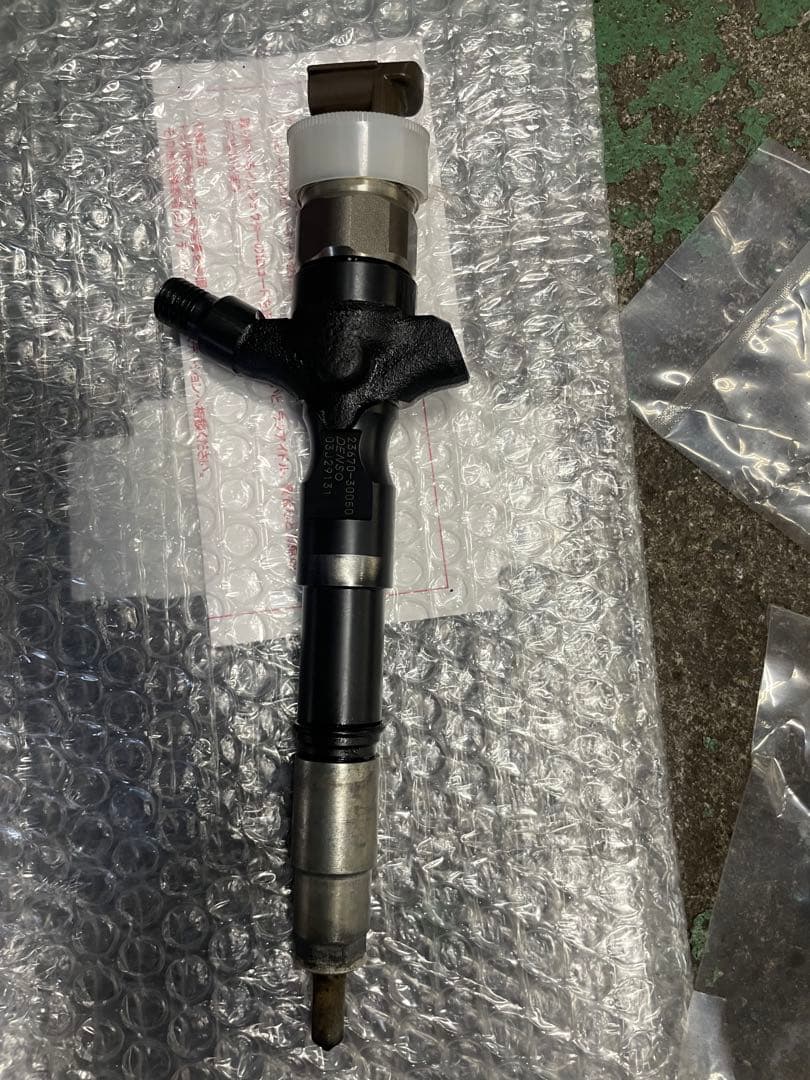200系ハイエースインジェクター4本