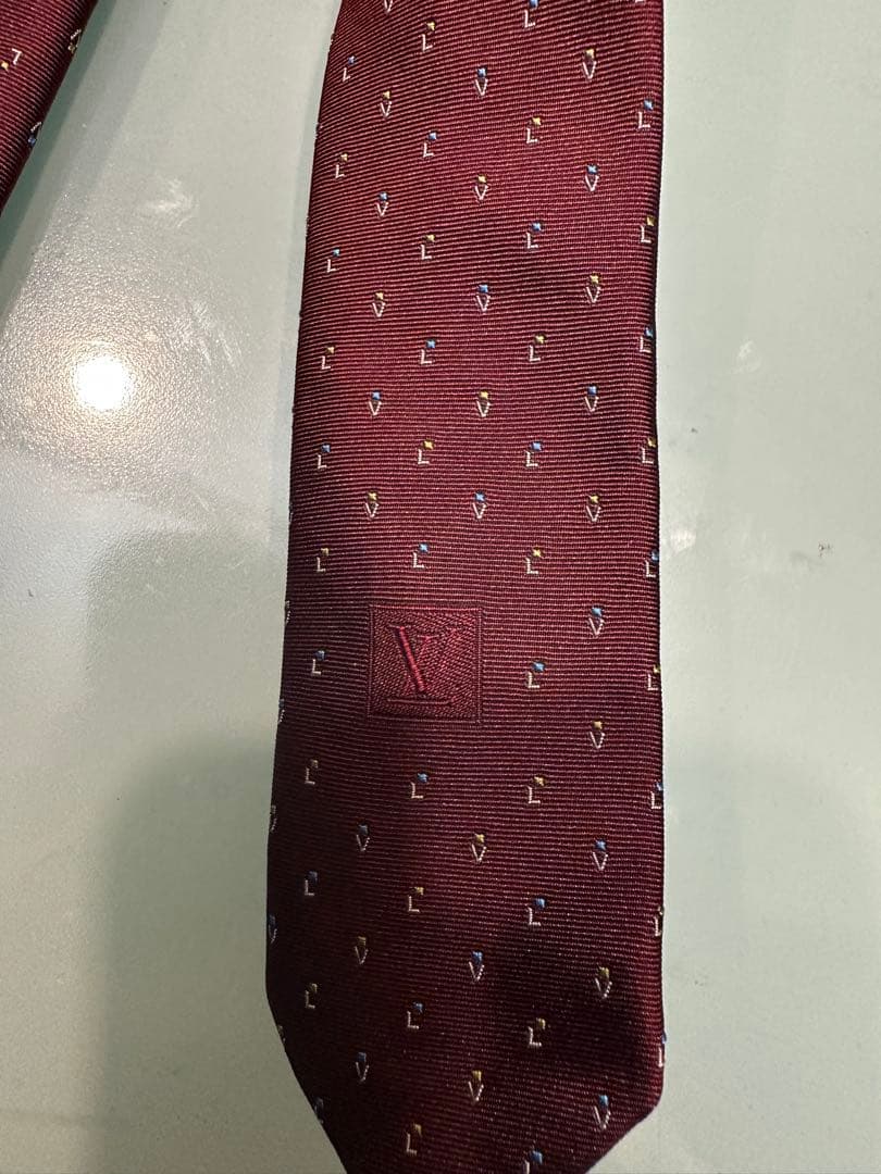 LOUIS VUITTON ルイヴィトン ネクタイ LVロゴ 正規品