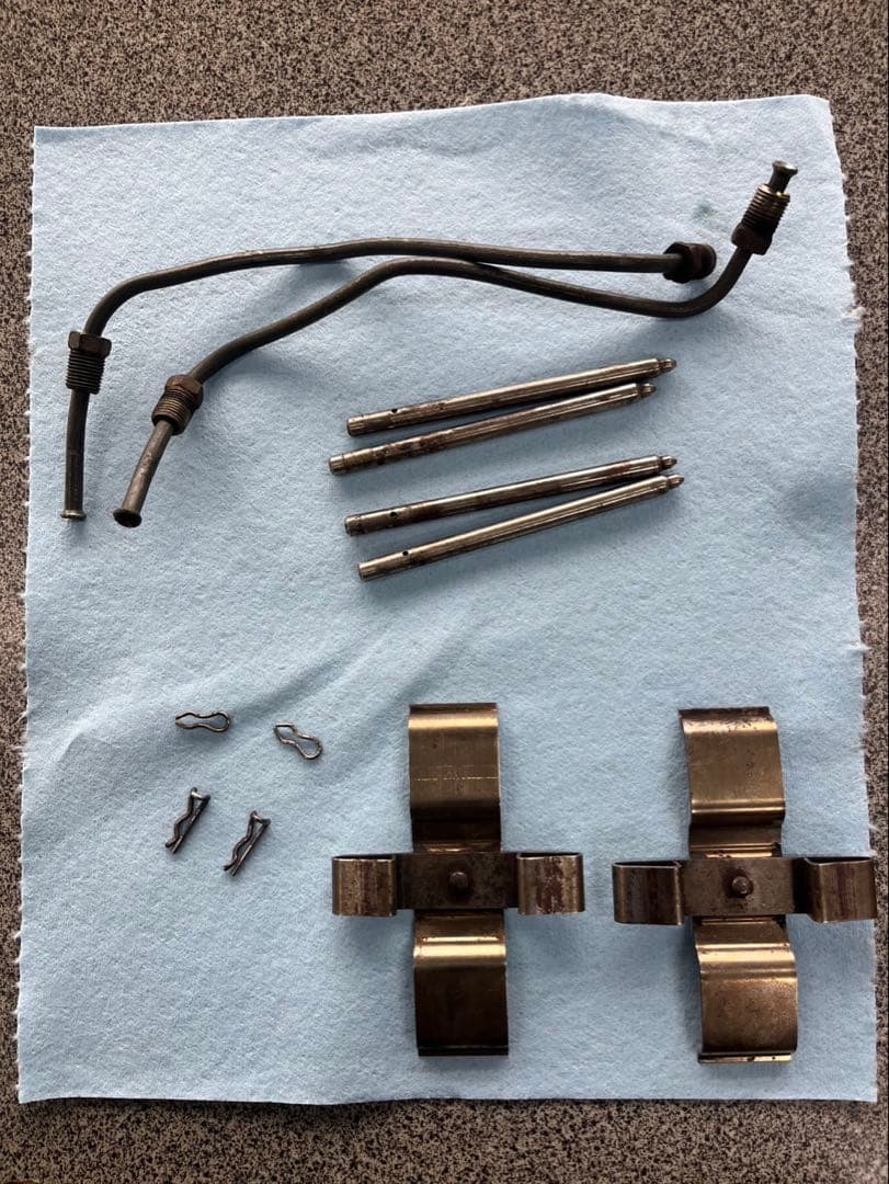 R33GTR 純正ブレンボキャリパー フロント