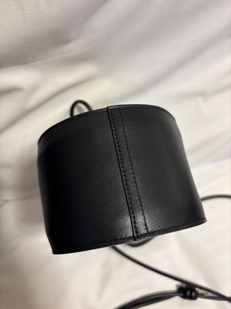 最終値下げ！ITTI 巾着ポーチ【ブラック】