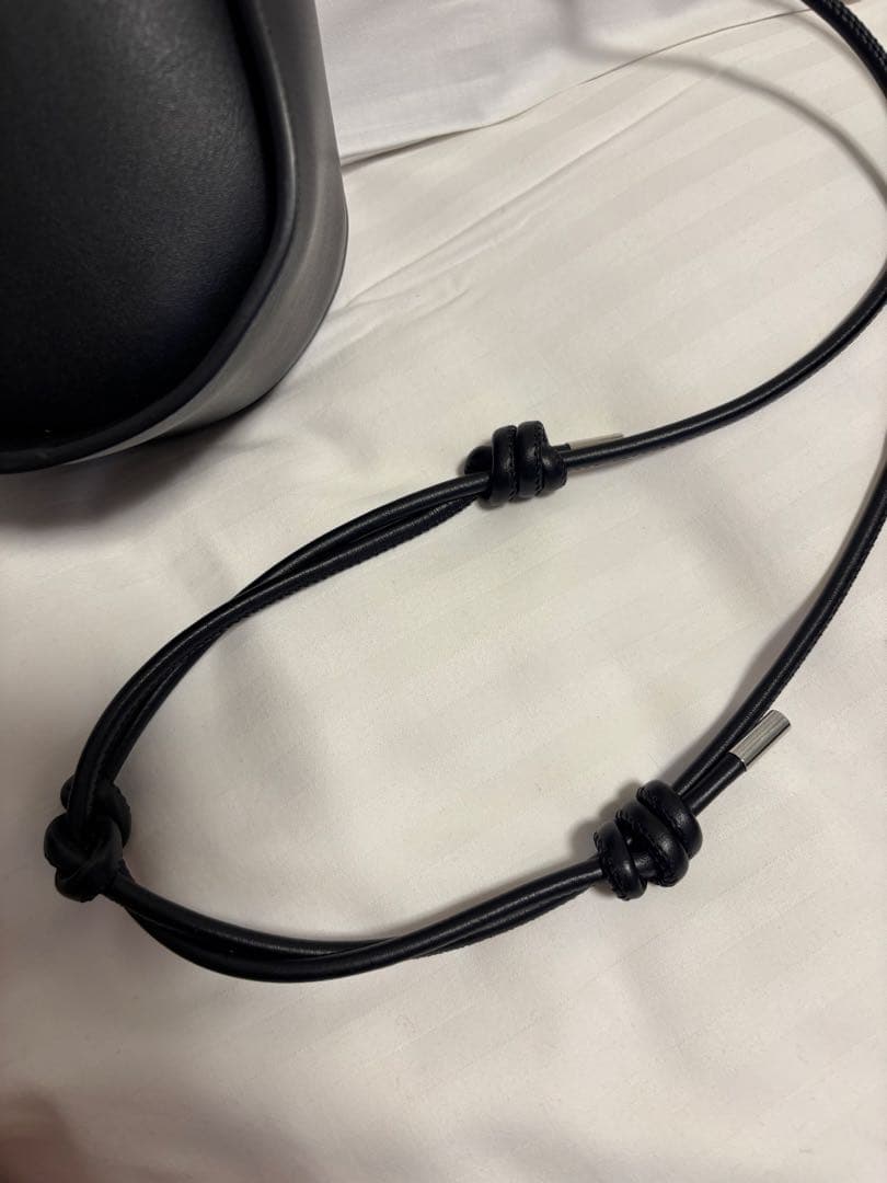 最終値下げ！ITTI 巾着ポーチ【ブラック】