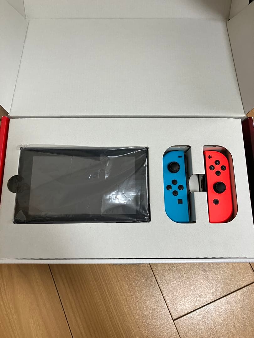 Nintendo Switch本体、プロコン、128GBのsdカード
