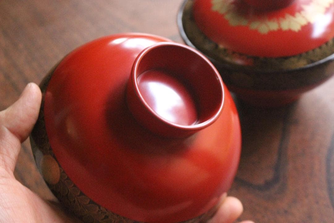 時代逸品！上質朱漆に極上菊桐唐草蒔絵の映えるお椀2点（検輪島塗京塗高台寺蒔絵