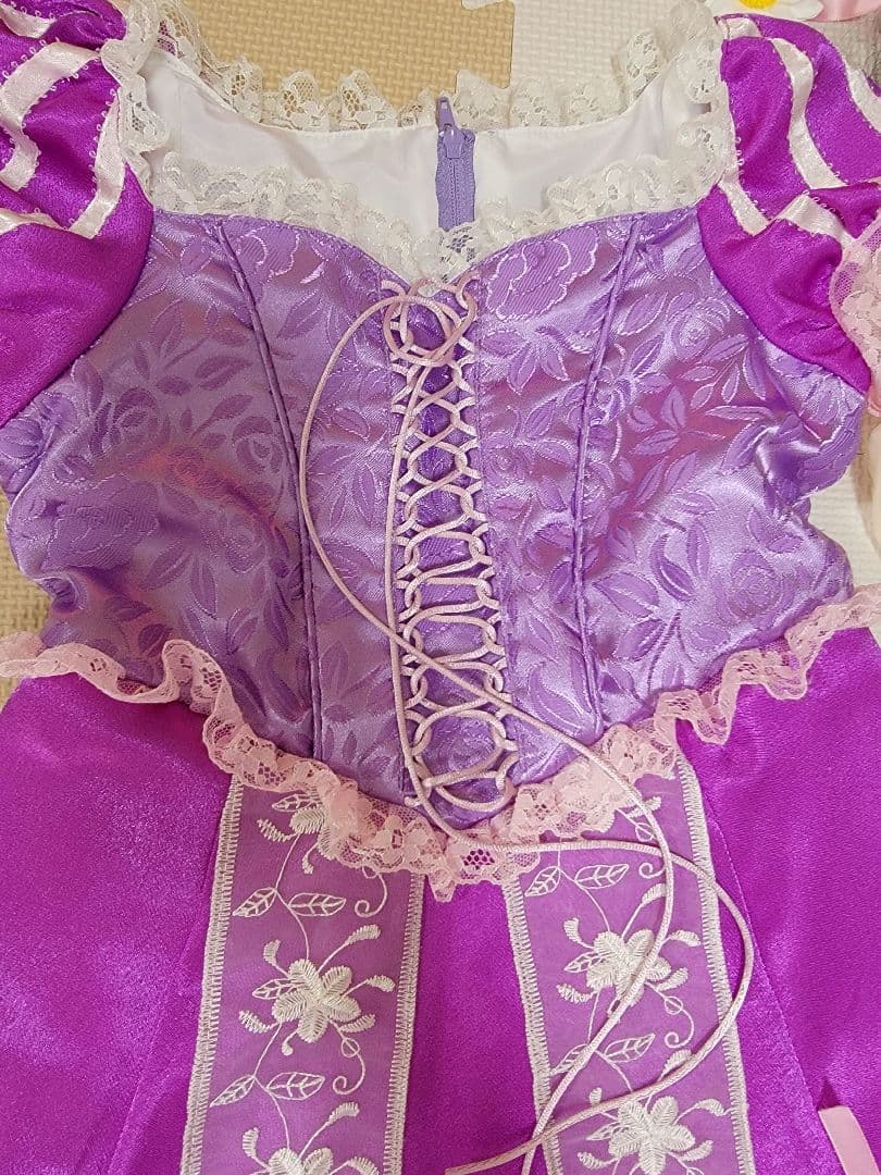 Hacchi、ビディバビディブティック、ラプンツェル風ドレス パープル