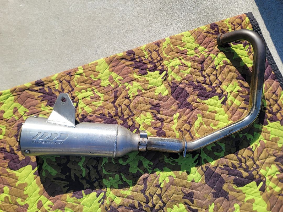 エイプ AC16 スーパートラップマフラー Super Trapp APE