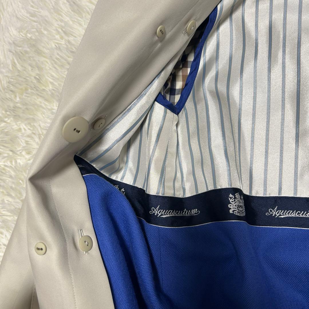 アクアスキュータム トレンチコート 青ライナー　ベルト付き　アイボリー　サイズ6