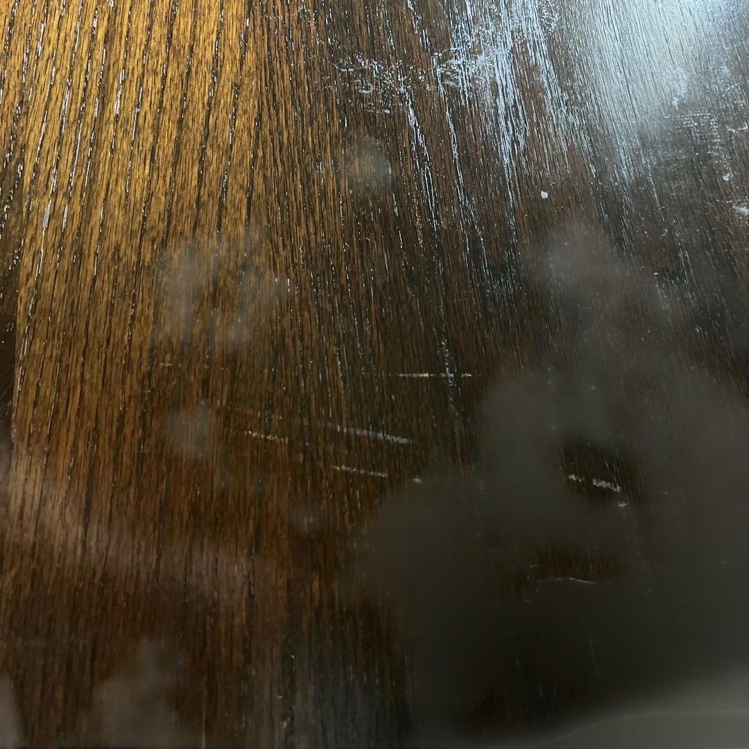 英国アンティーク　ツィストレッグのサイドテーブル