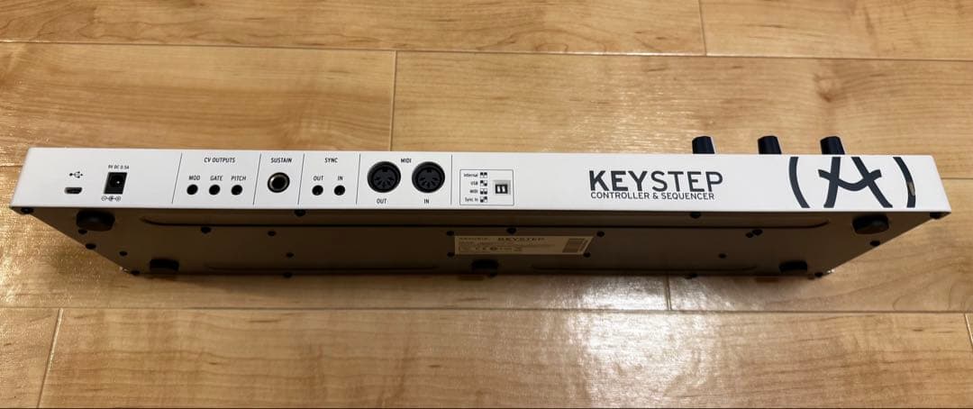 お*つ様 【超美品•完動品】ARTURIA KEYSTEP MIDIキーボード