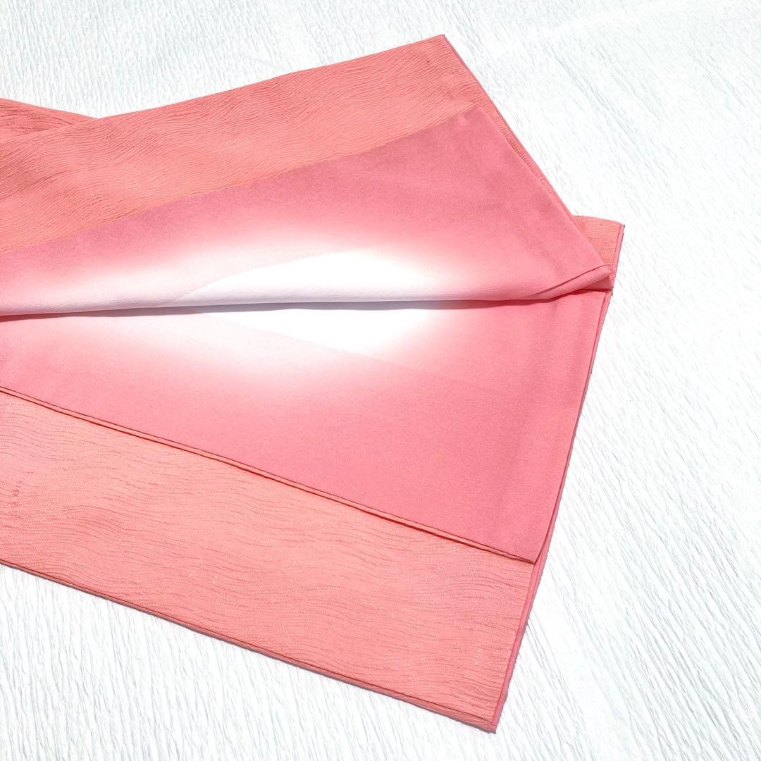 【美品✨】東レシルック　さんび　洗える着物　色無地　薄紅色　よろけ縞地紋　P3