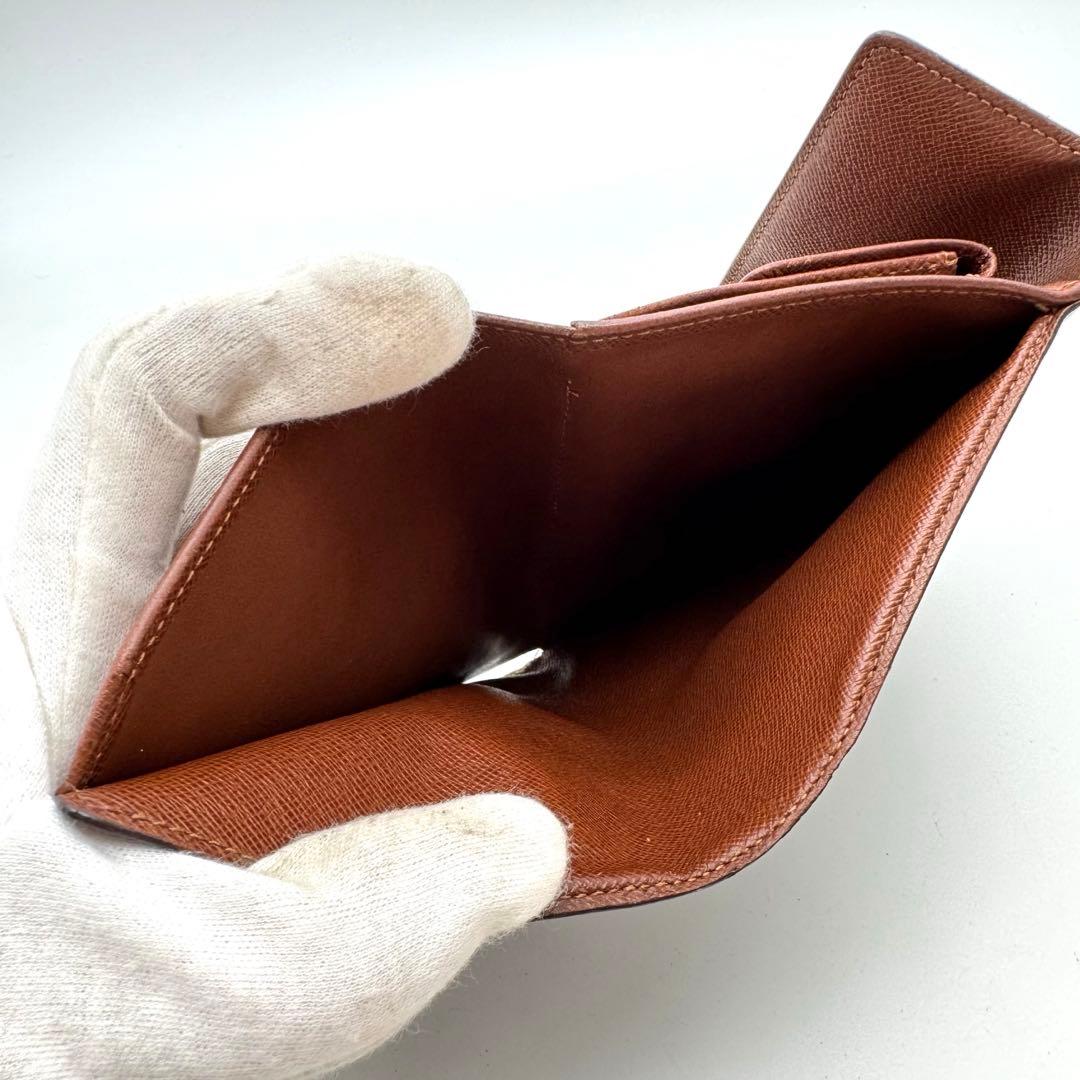 美品✨️ルイヴィトン　モノグラム　エテュイパピエ　三つ折り財布　折り財布　財布
