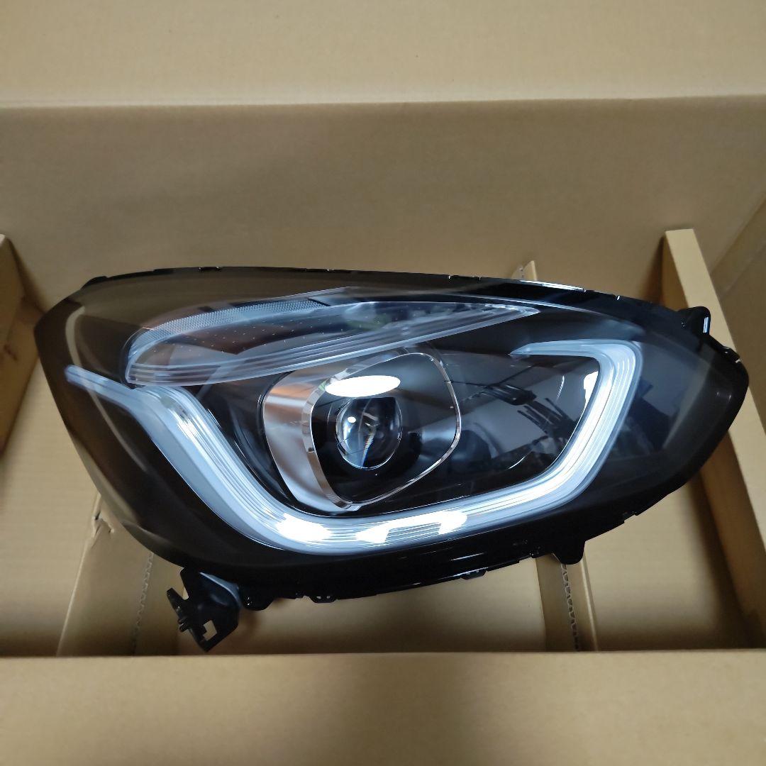 フィット　ホンダ　ヘッドライト　右