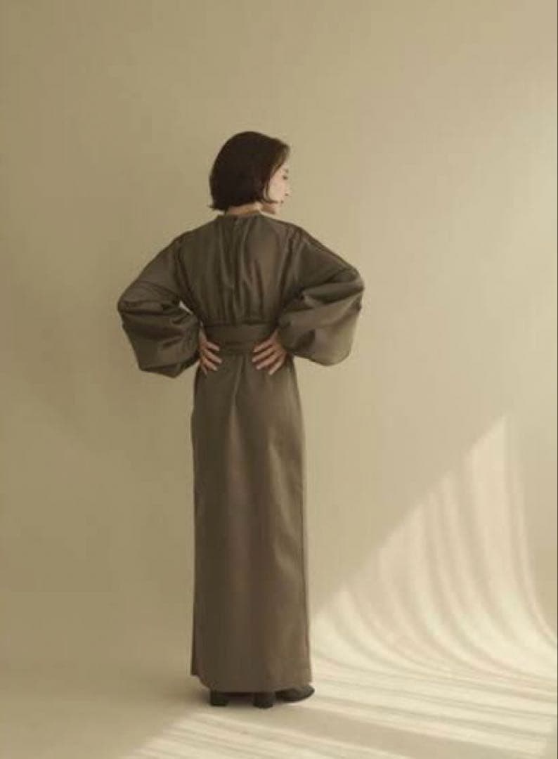 louren pintack sleeve dress M カーキ オケージョン