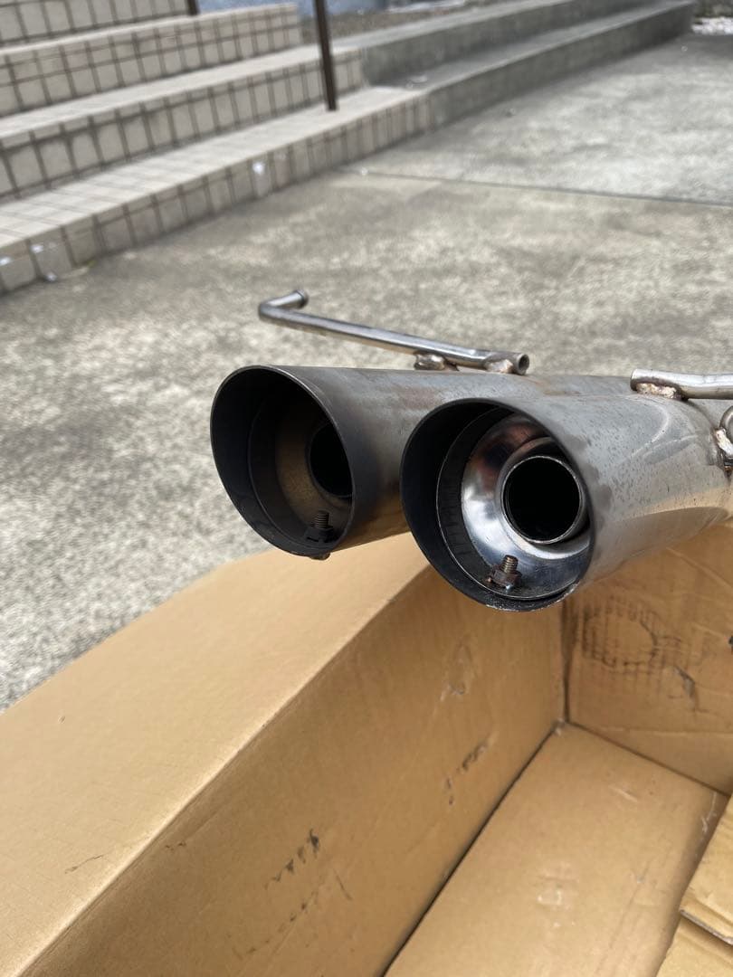 ER34 スカイライン　マフラー