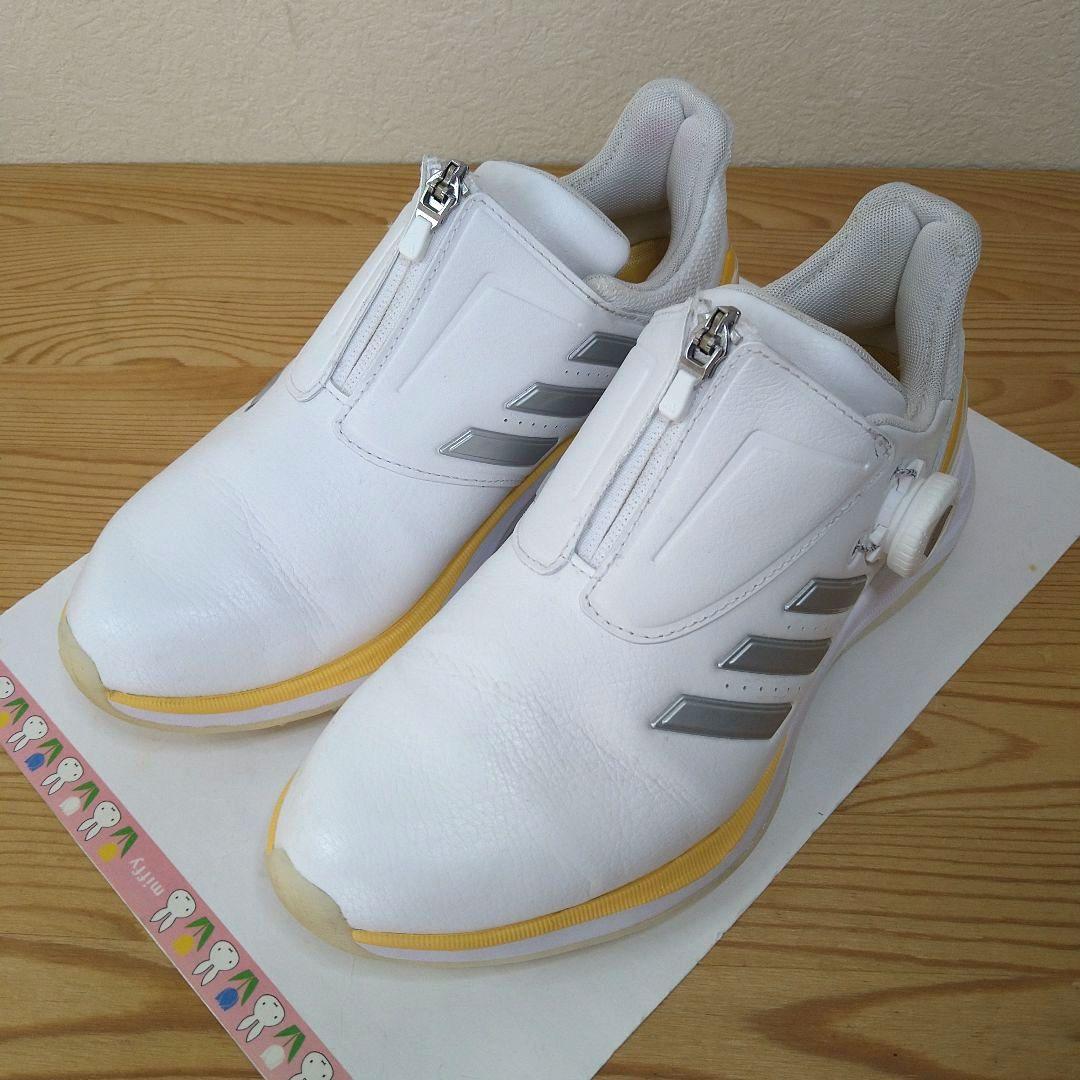 現行モデルadidas ゴルフシューズ ソーラーモーションボア 22.5cm 白