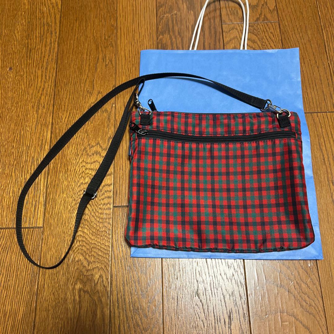 完売品　ファミリア　ショルダーバッグ　very掲載