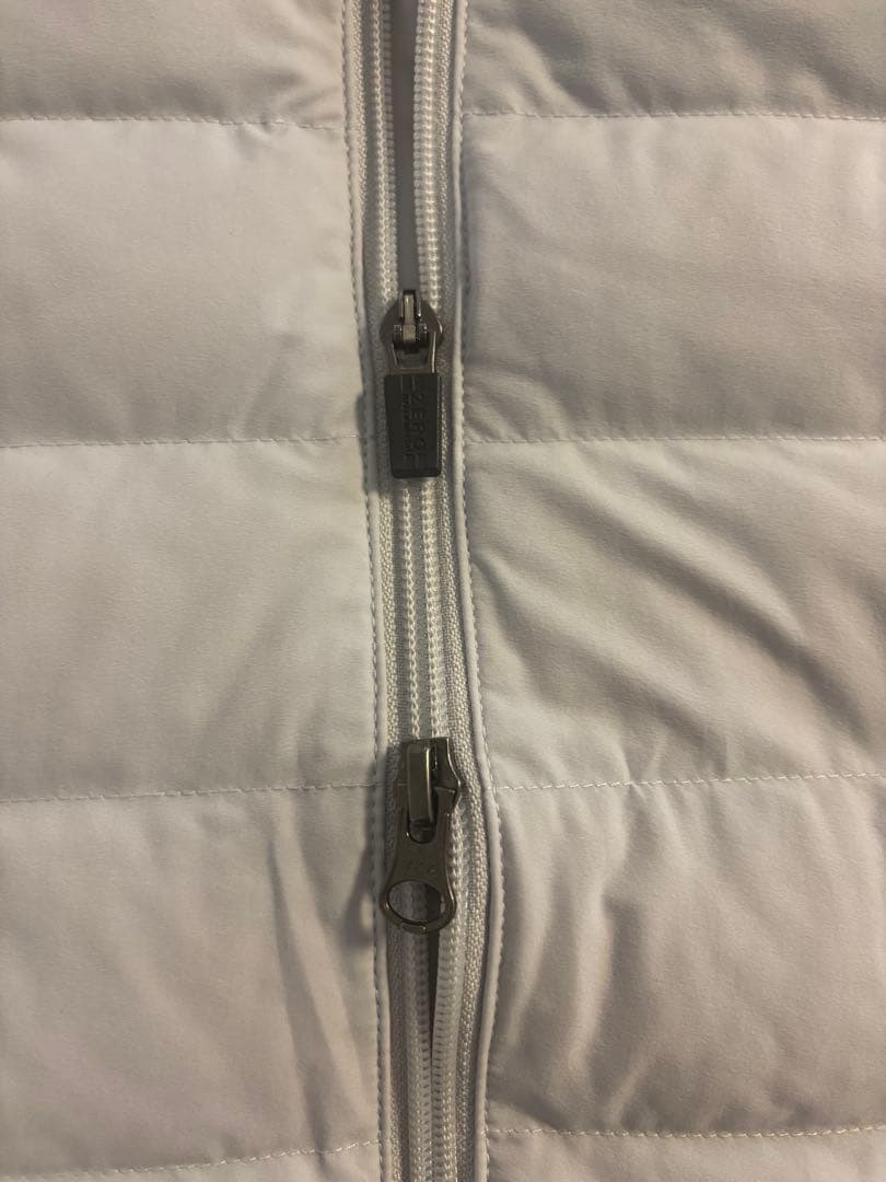 ZERO HALLIBURTON ライトグレー ダウンベスト M