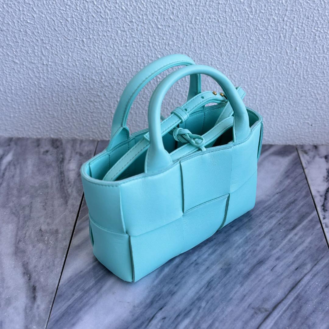 ボッテガヴェネタ キャンディーアルコトート イントレチャート ショルダーバッグ