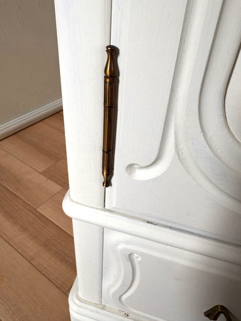 s*s様 【リメイク家具】洋風 婚礼タンス 姿見付き オフホワイト ミルクペイン