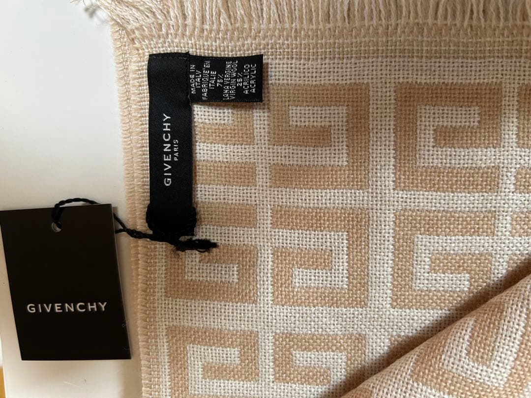 GIVENCHY ジバンシイ　ウールマフラー　未使用