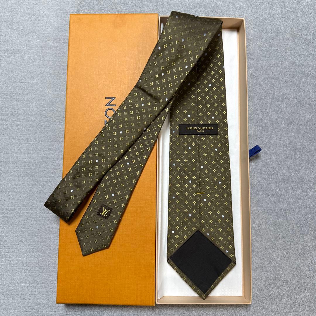 ルイヴィトン　ネクタイ　カーキ　モノグラム　シルクジャガード　結婚式