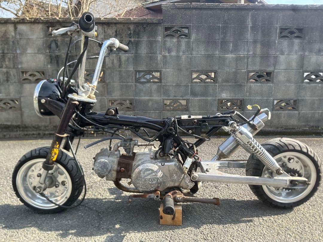 ローダウン　モンキー.ゴリラ用　フロントインナー純正フォークZ50J