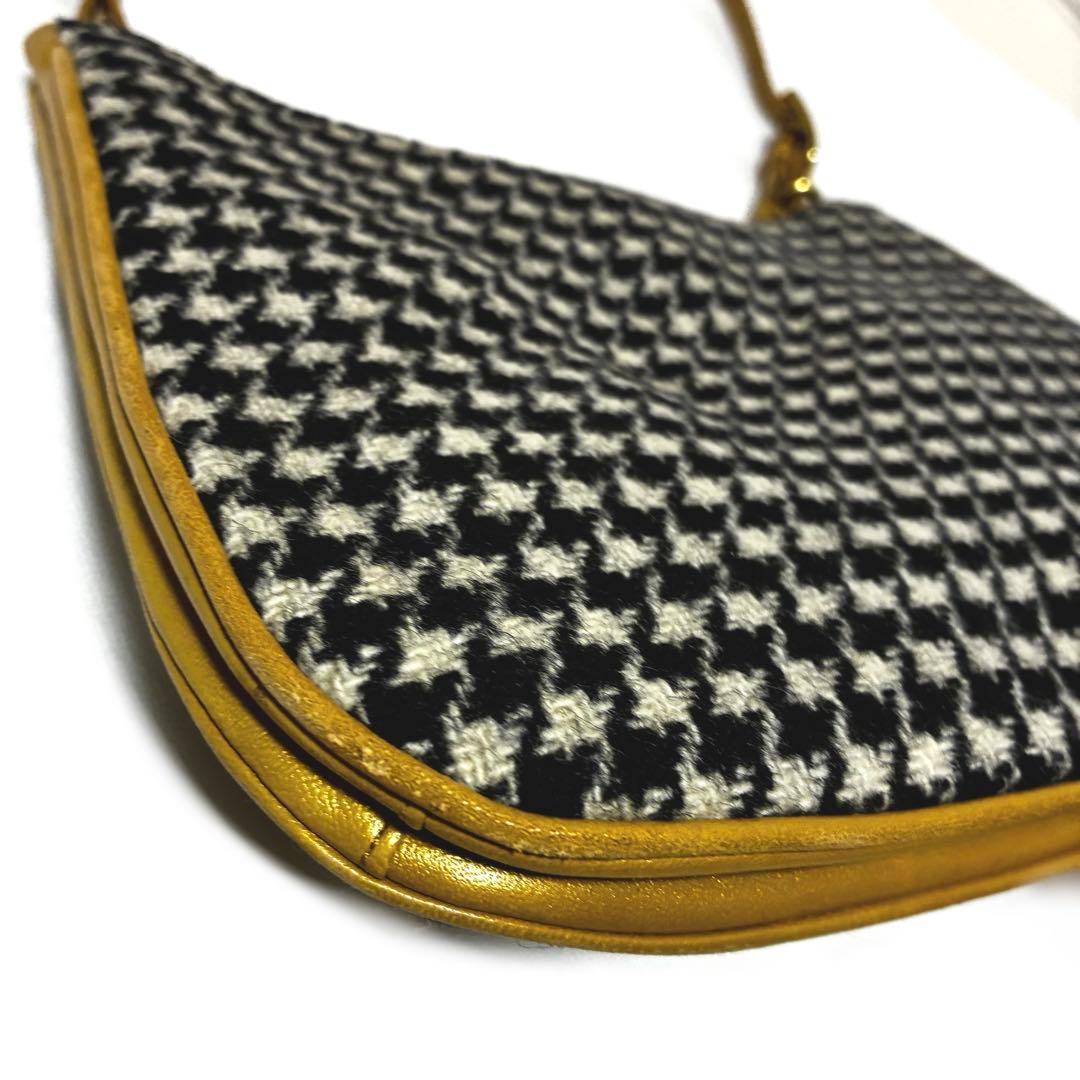 美品 COACH ワンショルダー バッグ アクセサリーポーチ チェック 千鳥格子