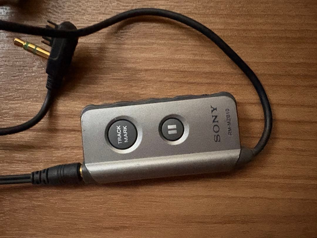 d*7様 ジャンクSONY VOR機能搭載　ポータブルMDレコーダー、MZ-B1