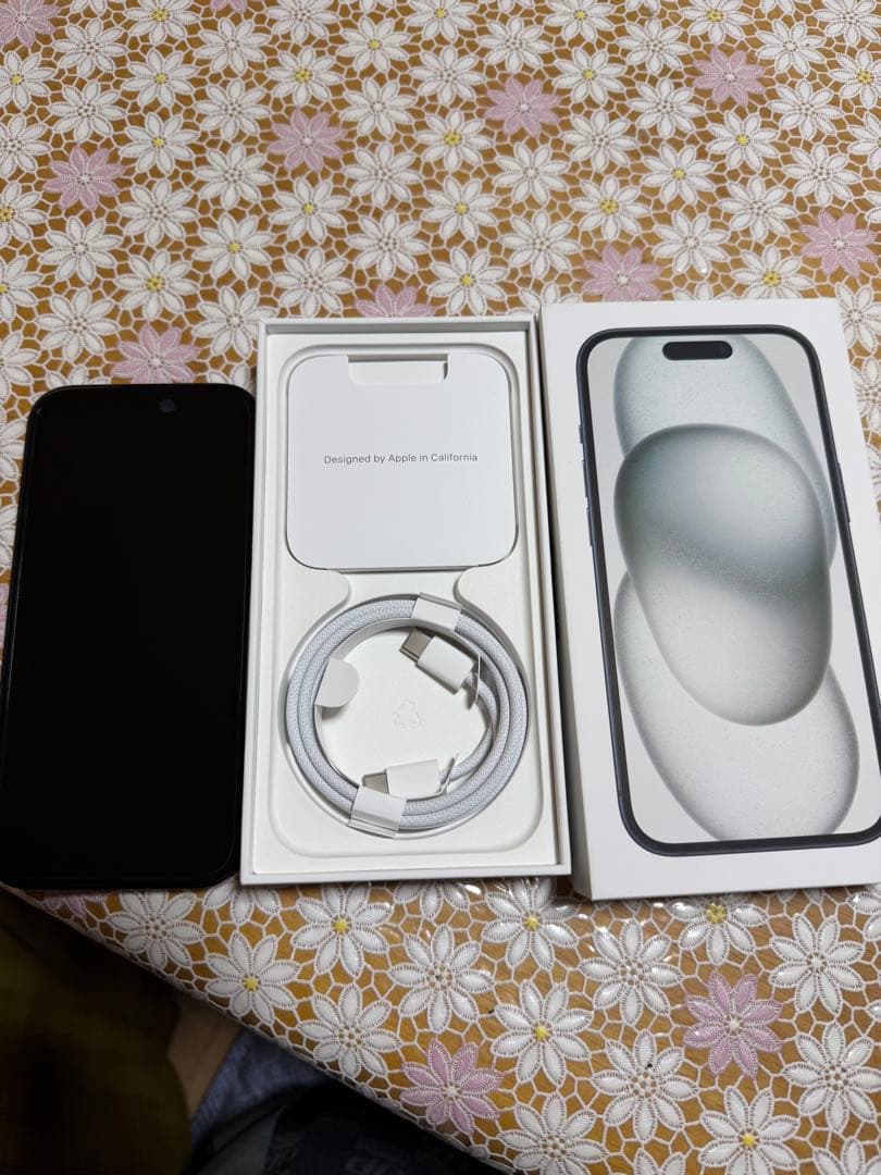 Rash4　【美品】iPhone15 ブラック　128GB