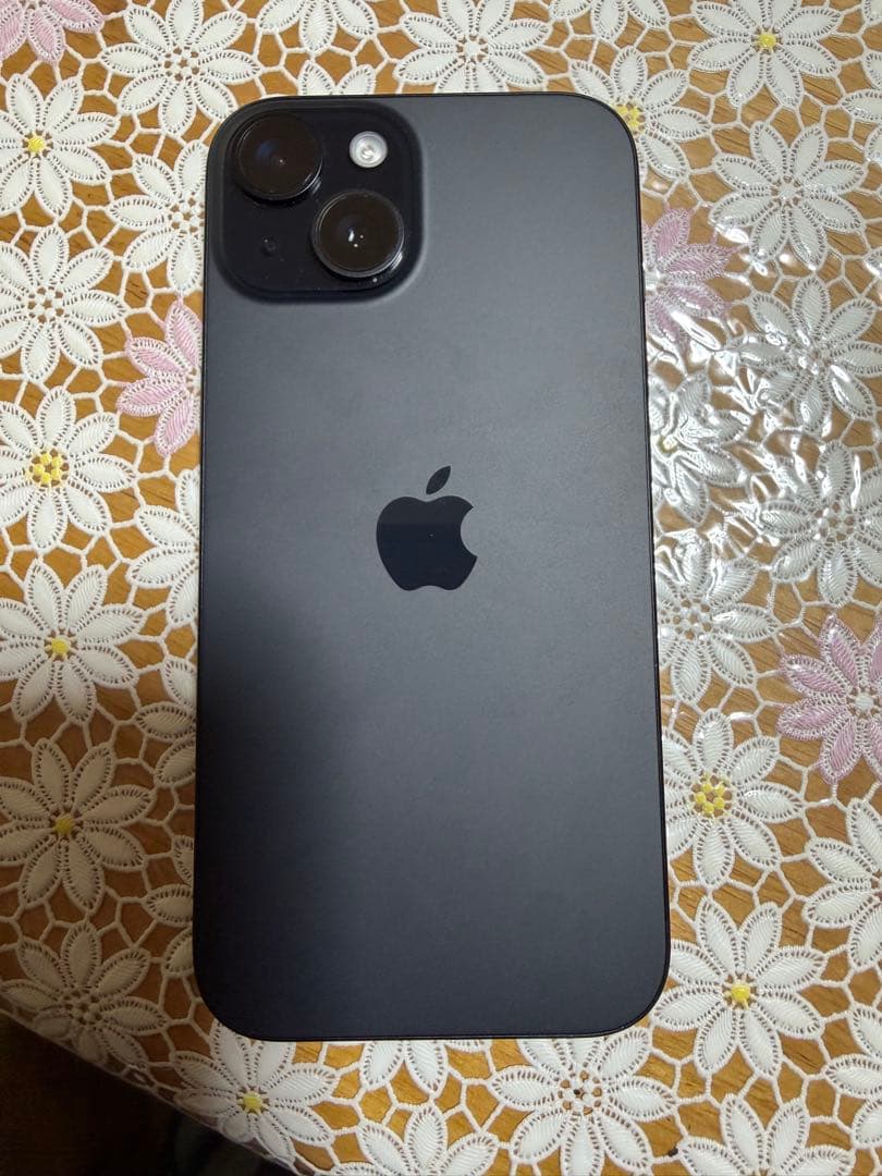 Rash4　【美品】iPhone15 ブラック　128GB