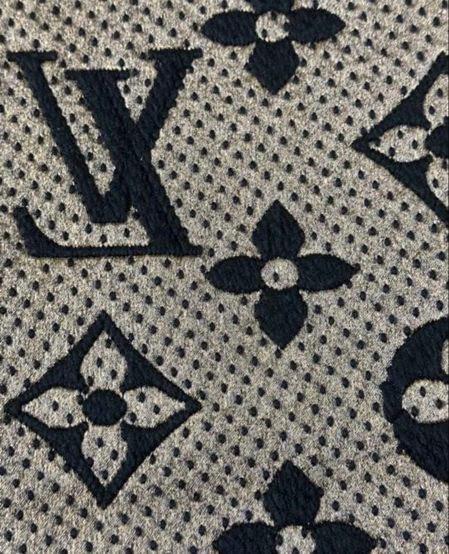 希少 正規品 エシャルプロゴマニア モノグラム ジャイアント ジャングル