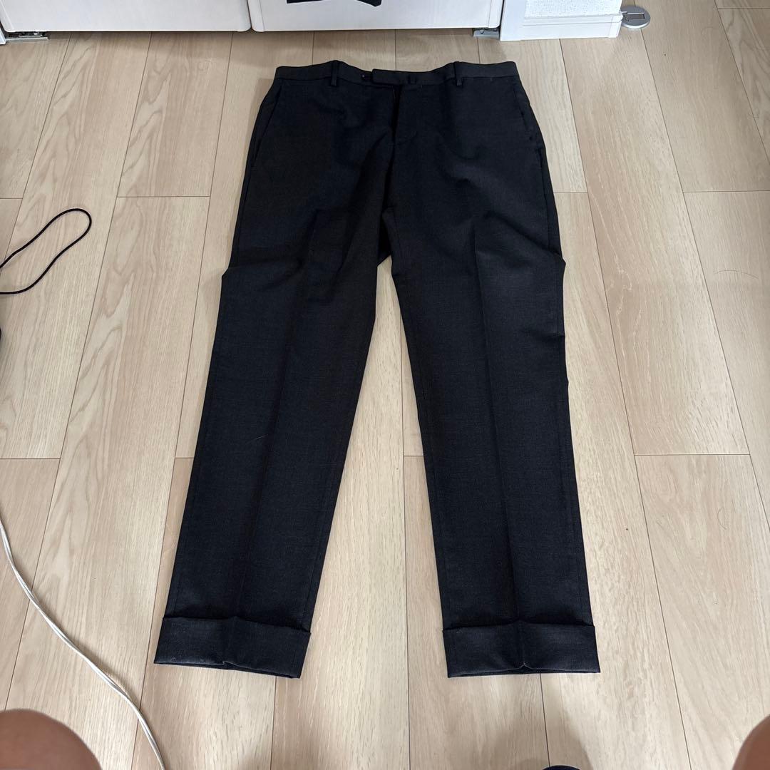 Boglioli ダークグレー シングル　スーツ　48