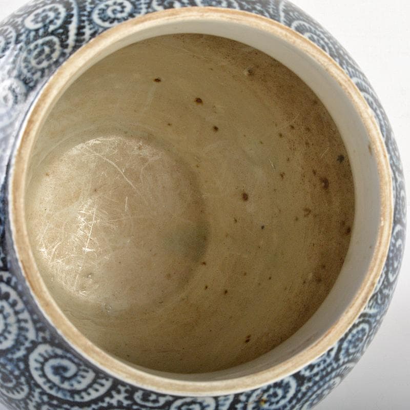 伊万里焼　古伊万里　染付　蛸唐草文　壷　V　R7130B