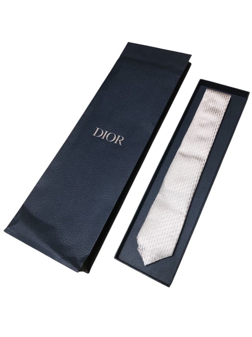 新品未使用　Dior ホワイト ストライプ ネクタイ　シルバー　シルク100%