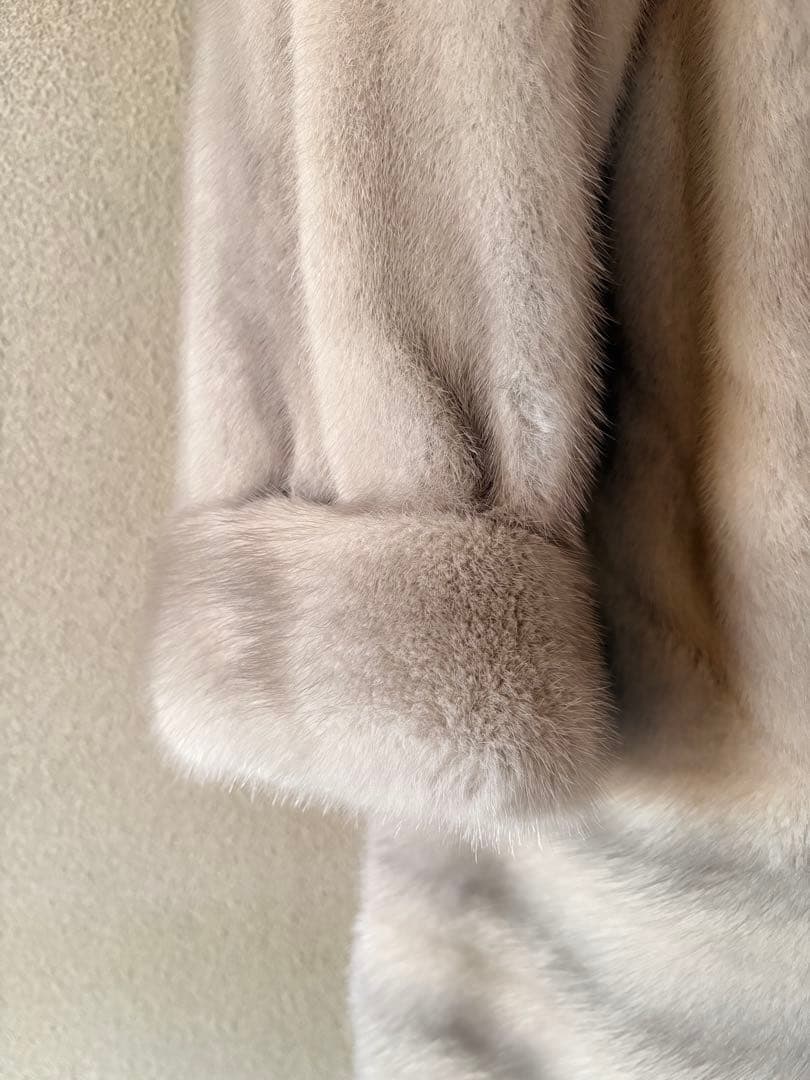 【特級】サファイヤミンク　clair de lune by emba 鑑定書付き