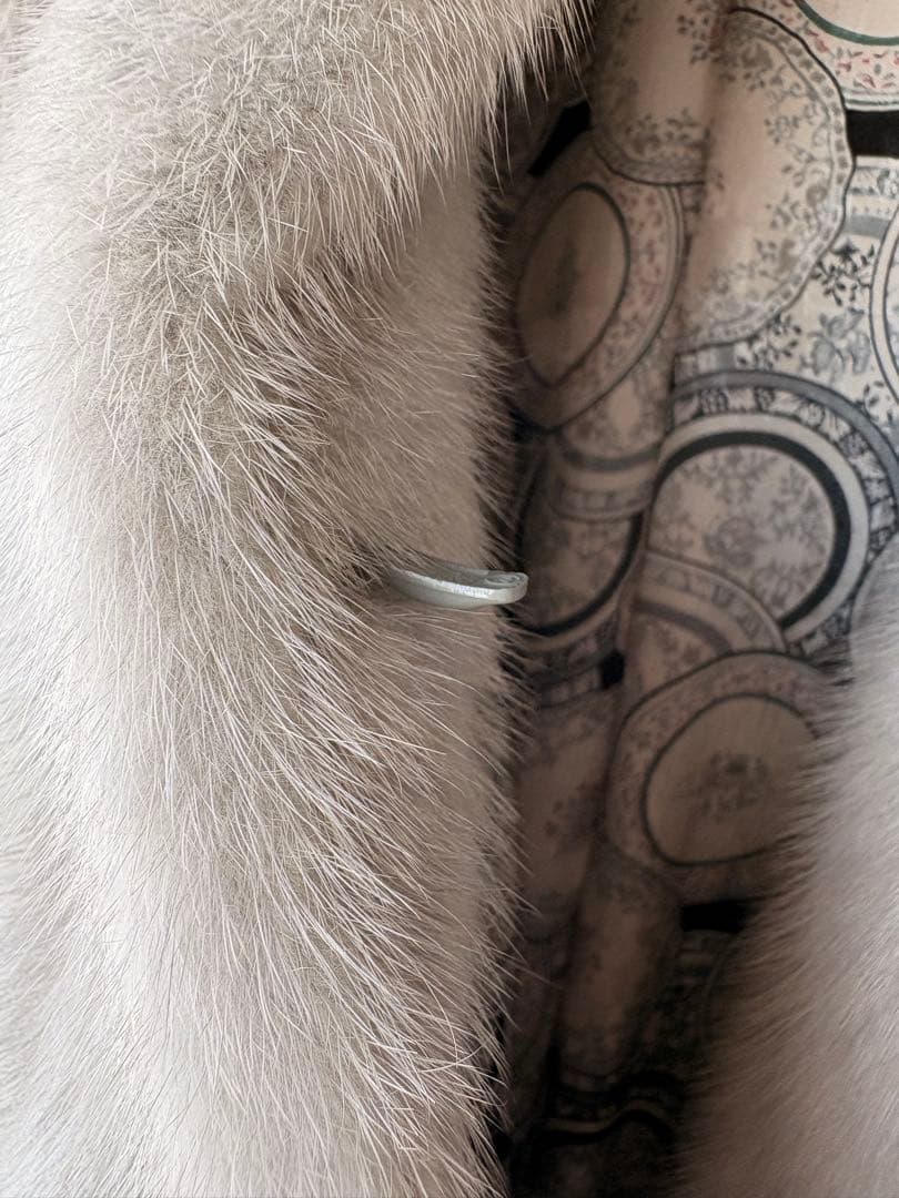 【特級】サファイヤミンク　clair de lune by emba 鑑定書付き