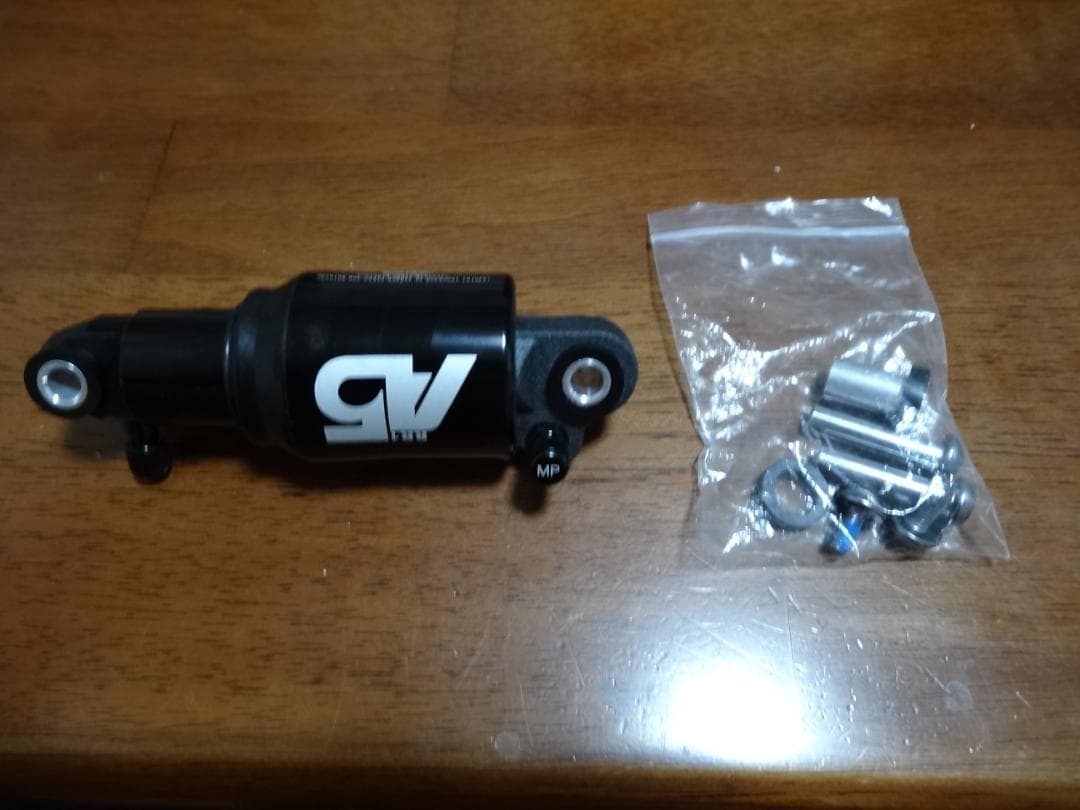 ・エアサス　125mm　BesV　PS1取り外し品（未使用に近い）