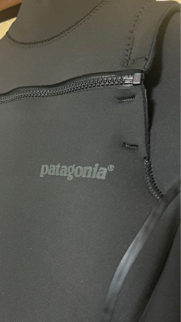 新品 Patagonia R3 ウィメンズ サイズ4 ウェットスーツ