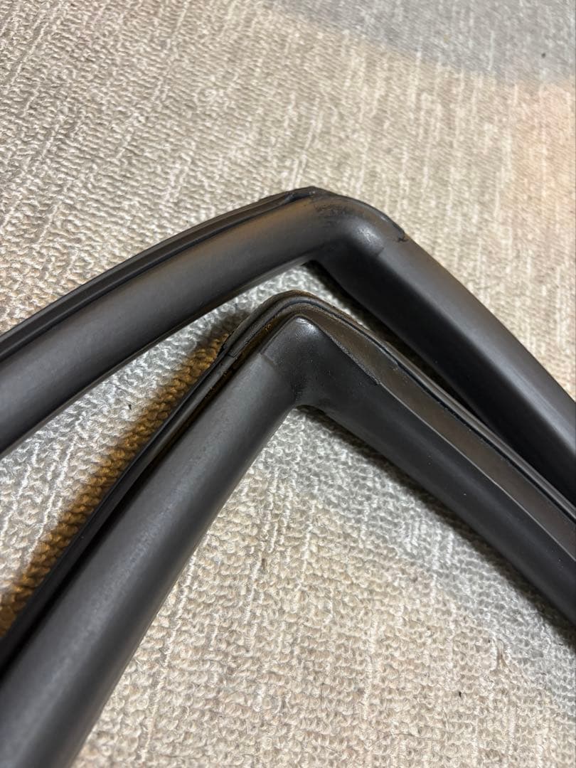 日産 ニッサン ウェザーストリップ ボディ側 左右セット bnr32