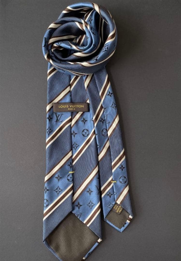 Louis Vuitton ブルーネクタイ