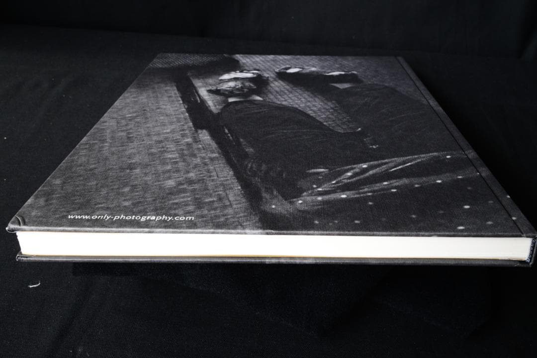 【Si Tomatsu ：Photographs 1951-2000】