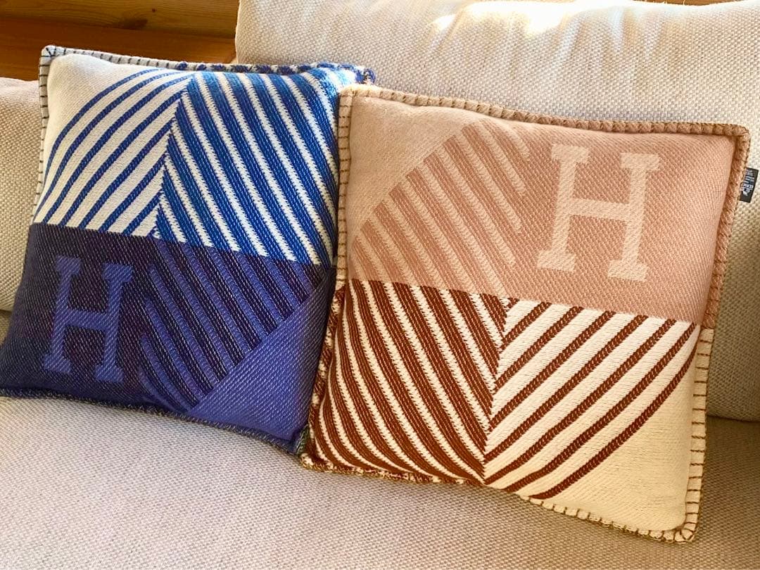 エルメスクッション2点Hディアゴナル