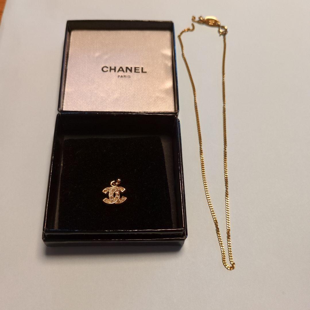 CHANEL ゴールドトーン チャーム