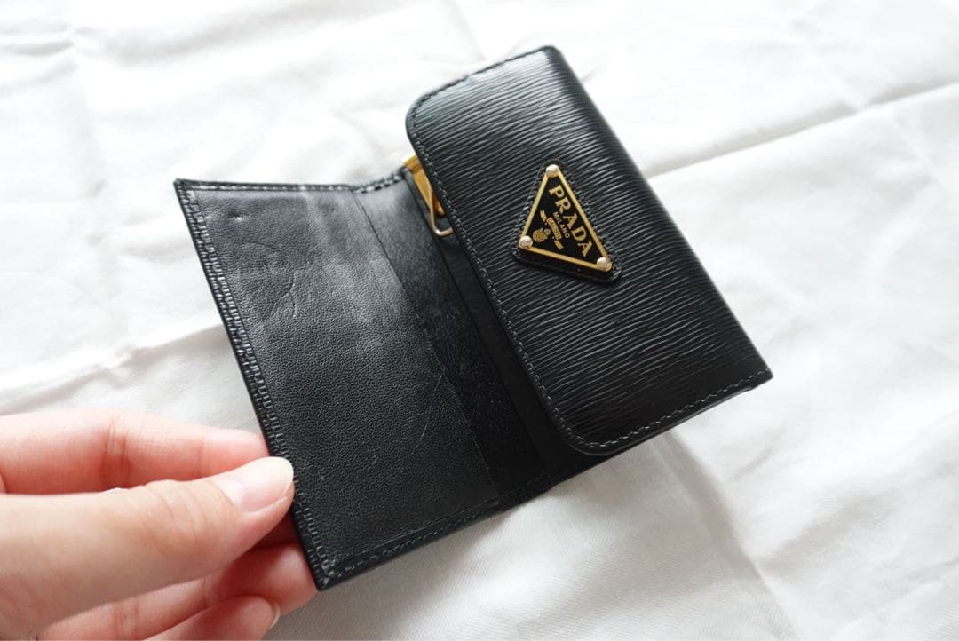 PRADA ブラック レザー キーケース1PG222/2DDUF0002