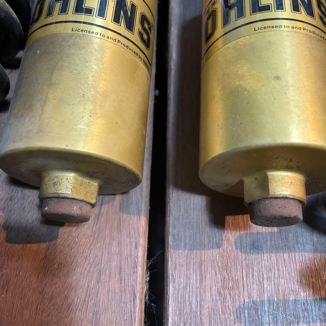 オーリンズリアサスXJR1200純正