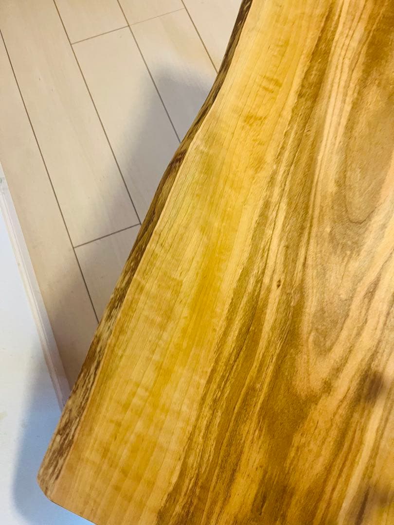 ローテーブル 一枚板テーブル　桜の木　無垢材家具　アイアンテーブル