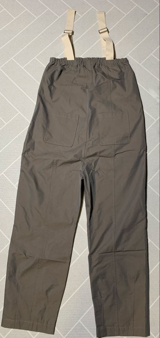 umas様　カベサロッソ　カーブシルエットタフタサロペット　グレー　38