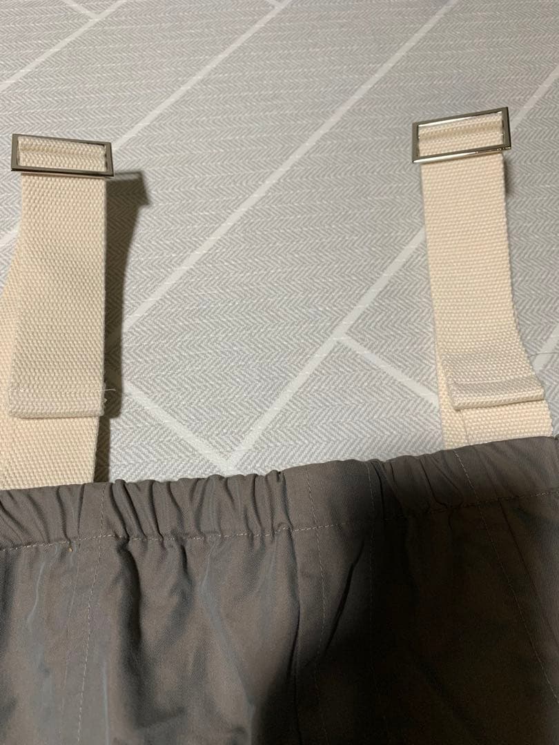 umas様　カベサロッソ　カーブシルエットタフタサロペット　グレー　38