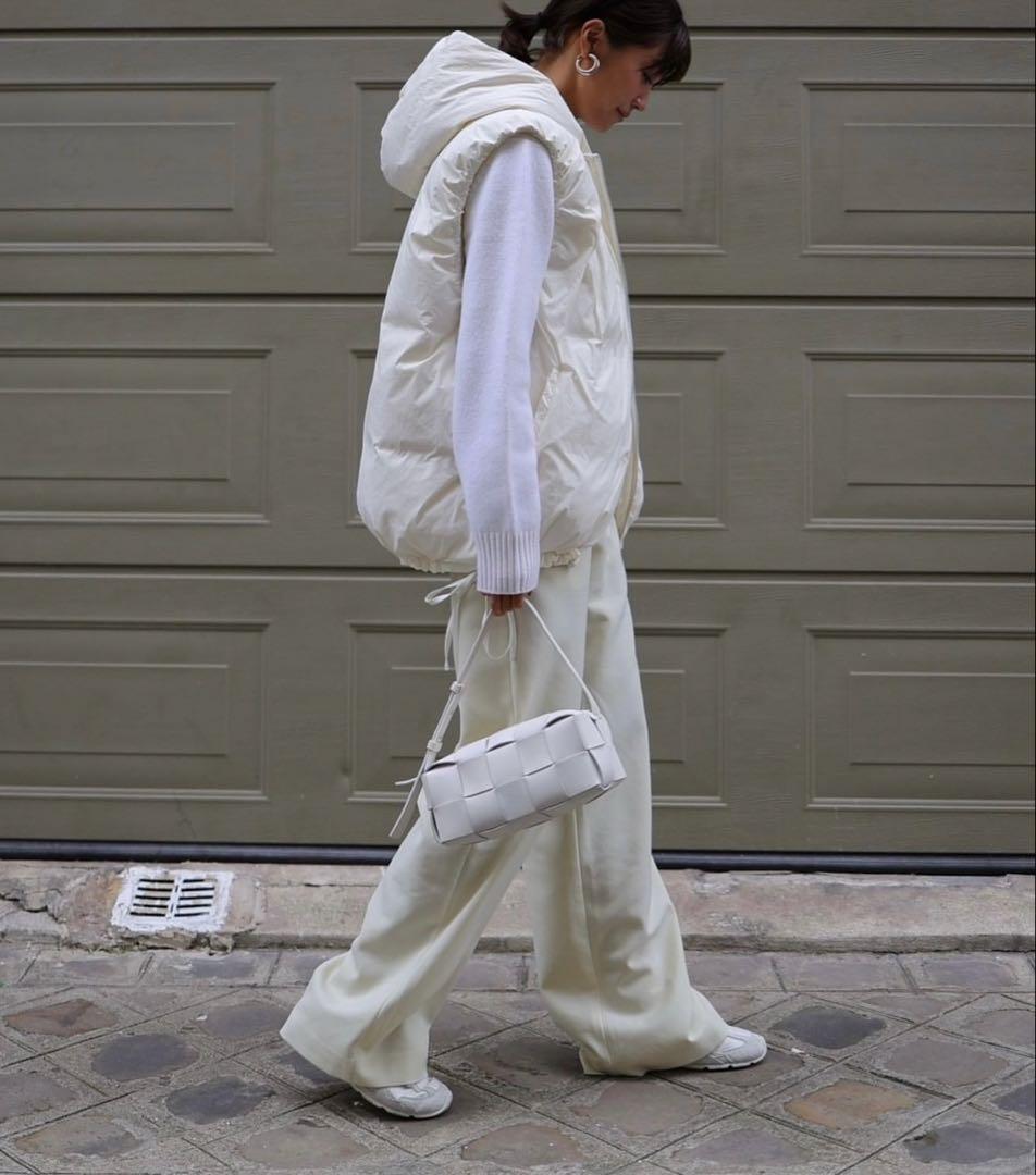 gypsohila ダウンベスト　ホワイト